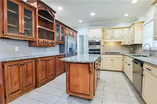 1015 Presidents Ln, Lawrenceville, GA 30043 - Photo 14