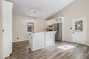 3235 Southshore Ct, Cumming, GA 30041 - Photo 6