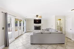 805 Meadowsong Cir, Lawrenceville, GA 30043 - Photo 10