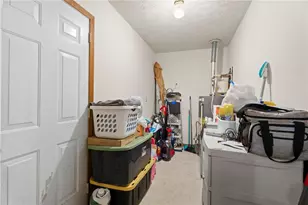 5385 Garvey Dr, Fairburn, GA 30213 - Photo 10