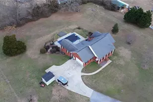 2984 Berry Rd, Loganville, GA 30052 - Photo 8