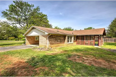 106 Tulip Way SW, Calhoun, GA 30701 - Photo 10