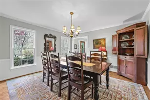 3735 Woodsong Ct, Dunwoody, GA 30338 - Photo 10