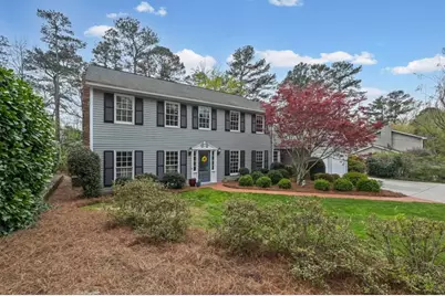 3735 Woodsong Court, Dunwoody, GA 30338 - Photo 4