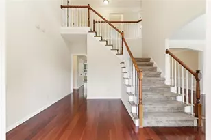 2646 Courtland Park Cir, Marietta, GA 30068 - Photo 2