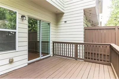 1105 Liberty Parkway NW, Atlanta, GA 30318 - Photo 28