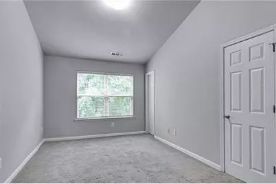 1105 Liberty Parkway NW, Atlanta, GA 30318 - Photo 16