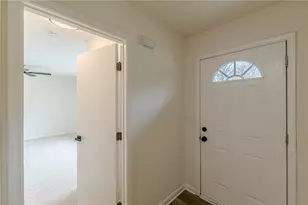 7498 Helms Ct, Jonesboro, GA 30236 - Photo 6