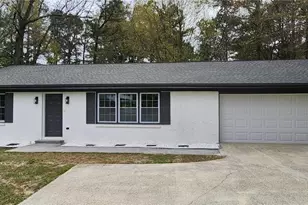 7498 Helms Ct, Jonesboro, GA 30236 - Photo 2