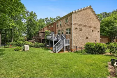 5577 Julian Place, Atlanta, GA 30342 - Photo 46