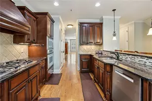 5577 Julian Pl, Atlanta, GA 30342 - Photo 10