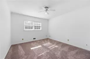 137 Bonnie Ln NW, Lilburn, GA 30047 - Photo 14