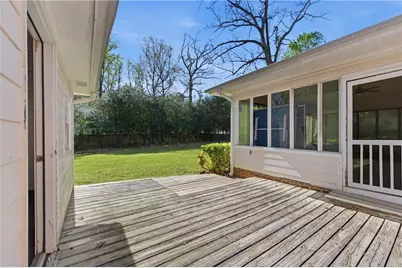 137 Bonnie Lane NW, Lilburn, GA 30047 - Photo 12