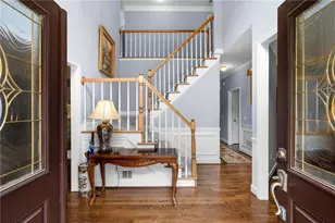 2550 Ridgehurst Dr, Buford, GA 30518 - Photo 4