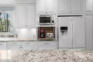 2550 Ridgehurst Dr, Buford, GA 30518 - Photo 14