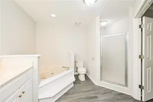 902 Hickory Nut Ln, Lawrenceville, GA 30043 - Photo 18