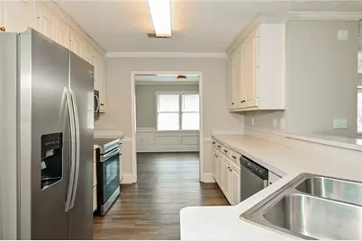 902 Hickory Nut Lane, Lawrenceville, GA 30043 - Photo 10