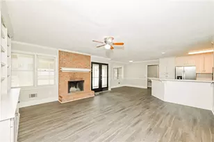 902 Hickory Nut Ln, Lawrenceville, GA 30043 - Photo 14