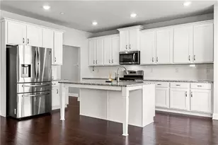 156 Adams Circle NE, Marietta, GA 30060 - Photo 8