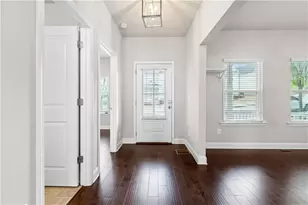 156 Adams Circle NE, Marietta, GA 30060 - Photo 2