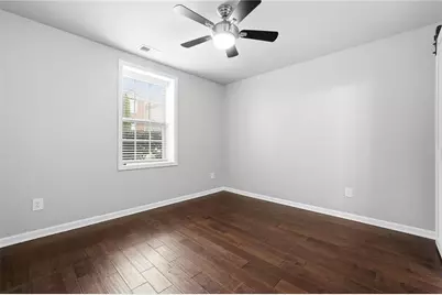 7375 Glisten Avenue, Atlanta, GA 30328 - Photo 34