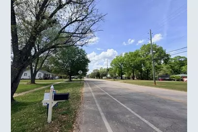 2025 Broad Street, Statham, GA 30666 - Photo 12