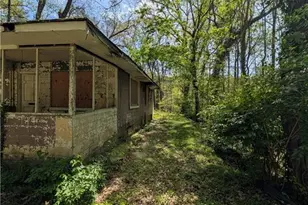 2206 Mack Dr NW, Atlanta, GA 30318 - Photo 2