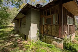 2206 Mack Dr NW, Atlanta, GA 30318 - Photo 4