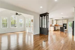 4910 Red Robin Ridge, Johns Creek, GA 30022 - Photo 10