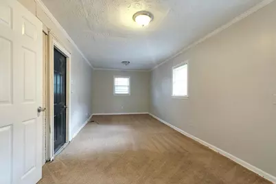 2576 Wood Valley Drive, East Point, GA 30344 - Photo 20