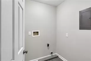 5521 E Wind Dr SW, Lilburn, GA 30047 - Photo 16