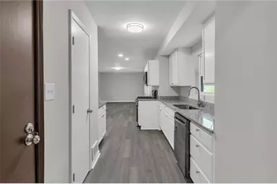 5521 E Wind Drive SW, Lilburn, GA 30047 - Photo 18