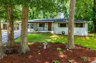 2057 Terry Ln, Douglasville, GA 30135 - Photo 4