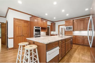 9335 Huntcliff Trace, Atlanta, GA 30350 - Photo 24