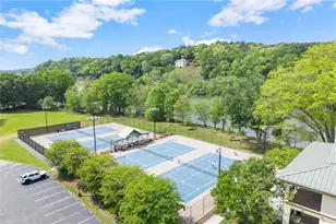 9335 Huntcliff Trce, Atlanta, GA 30350 - Photo 102