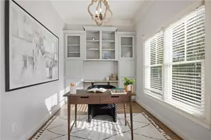 2038 Spink St NW, Atlanta, GA 30318 - Photo 6