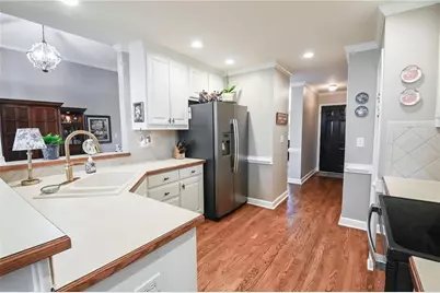 909 Old Barker Place, Loganville, GA 30052 - Photo 14