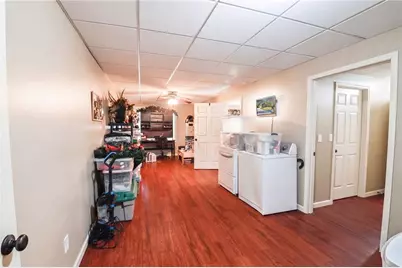 909 Old Barker Place, Loganville, GA 30052 - Photo 32