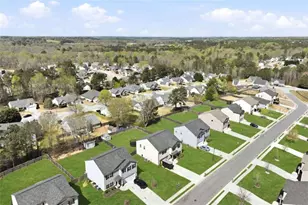 1419 Cragston Dr, Winder, GA 30680 - Photo 6