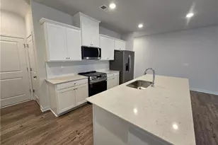 7345 Mullberry Trace Ln, Flowery Branch, GA 30542 - Photo 2