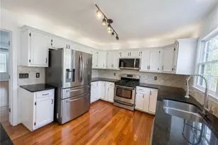 3530 Waters Cove Way, Alpharetta, GA 30022 - Photo 4