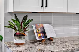 571 Tahoe Cir, Stone Mountain, GA 30083 - Photo 18