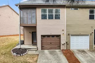 555 Ridge View Crossing, Woodstock, GA 30188 - Photo 2