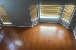 1411 Vintage Pointe Dr, Lawrenceville, GA 30044 - Photo 2