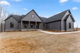 3255 Tanners Mill Rd, Gainesville, GA 30507 - Photo 4