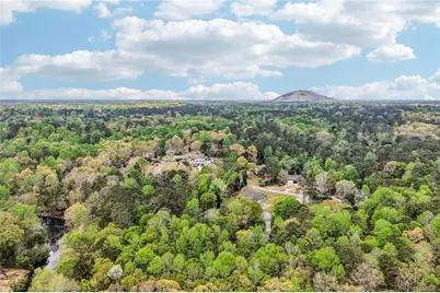 2792 Cliffview Drive SW, Lilburn, GA 30047 - Photo 74