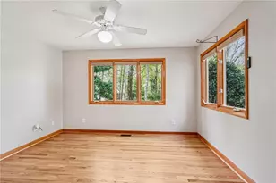 2792 Cliffview Dr SW, Lilburn, GA 30047 - Photo 32