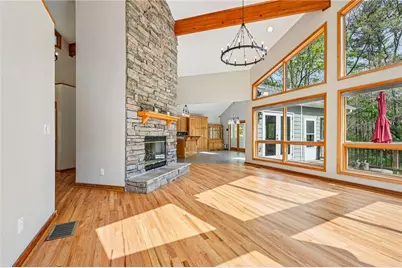 2792 Cliffview Drive SW, Lilburn, GA 30047 - Photo 6