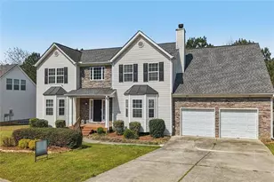 5472 Skylar Creek Ln NE, Buford, GA 30518 - Photo 2