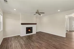 545 Cresentry Brook, Smyrna, GA 30082 - Photo 8